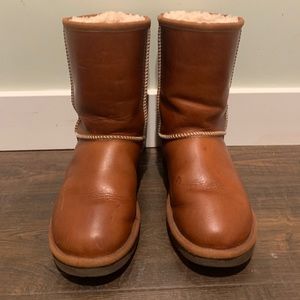 Ugg Classic Short Leather Boots